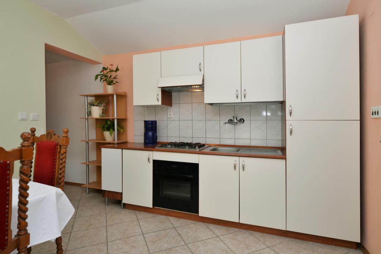 Apartmani Sime Betina  Esterno foto
