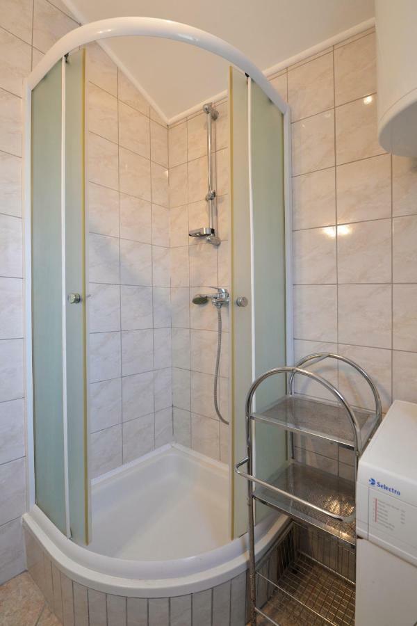 Apartmani Sime Betina  Esterno foto
