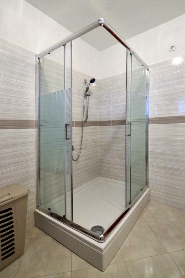 Apartmani Sime Betina  Esterno foto
